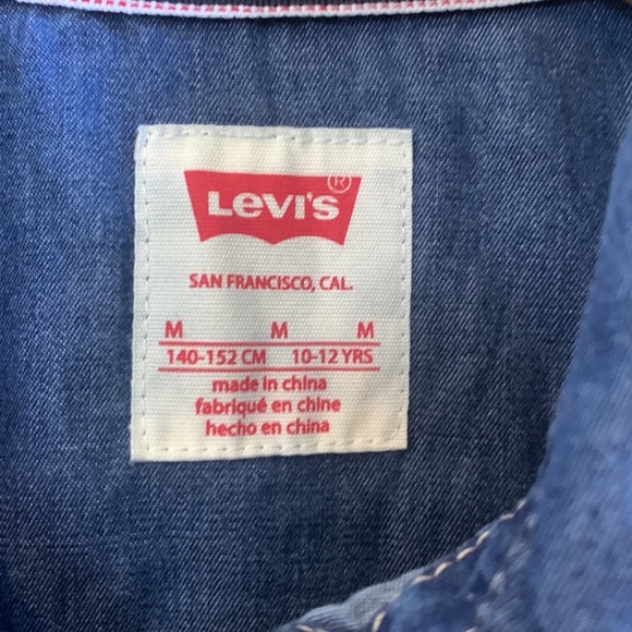 Girls Levi's Long Sleeve Button Up Shirt - Picture 2 of 10